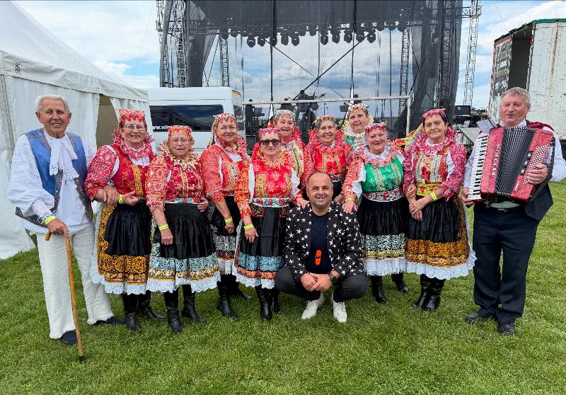 25 rokov mikroregionu nad Holeškou. Folkloristi z Trebatic. 24. maj 2025 Rakovice